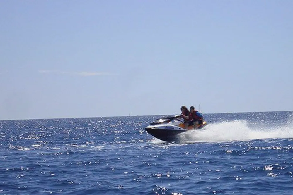 Jet ski, randonnée île d'or au départ du Port de Saint-Aygulf